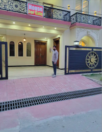 10 Marla very good place very beautiful hot location house for sale in San garden near Soan Main Gate