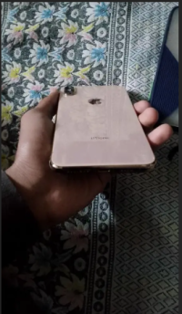 Iphone xs max for sell