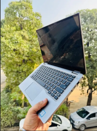Dell Latitude 7400 2in1 core i7-8th generation 16 gb ram 256 gb ssd