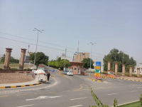 10 MARLA BRAND NEW UPPER PORTION AVAIABLE FOR RENT