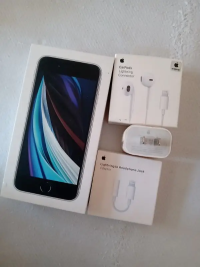 Apple iPhone SE 2020