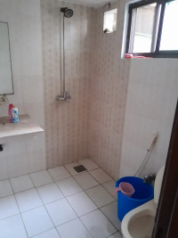 Used 5 marla House For sale in park view city Lahore.