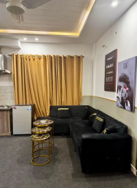 Per day1-Bedroom Flat for Couples Safe, Secure, and Private 6k/Day"*