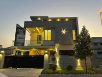 Luxury Top city 10 Marla house for sale