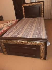 Single Bed without mattress