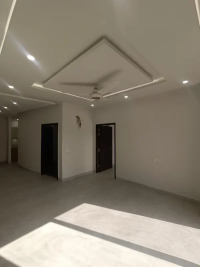 2 Bed Apartment Available For Rent in Zarkon Heights