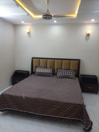 Bahria Town - Sector D 500 Square Feet Flat Up For rent