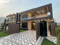 1 Kanal Brand New Ultra Modern Design Conner House For Sale In Valencia Town Lahore