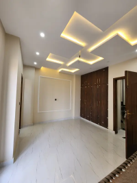 5 Marla Slightly Used House For Sale In Lake City Lahore
